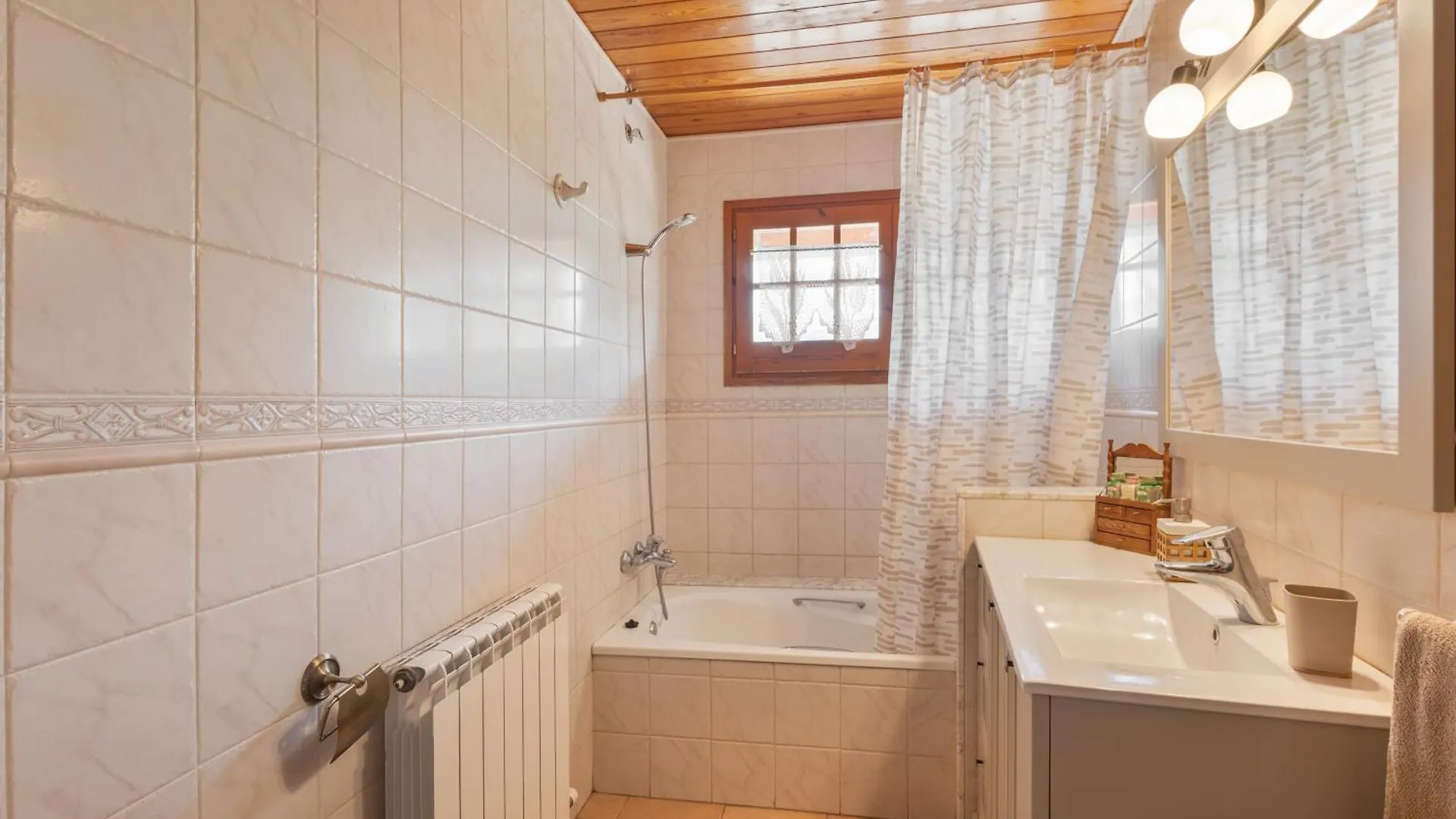 Hospitalillo Guest House Sant Corneli Spain